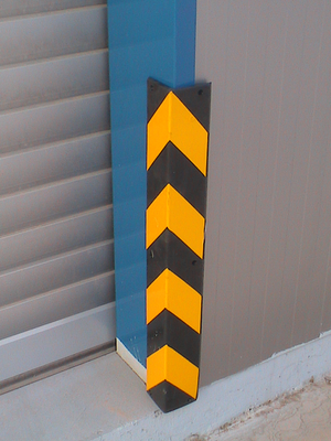 Heavy-Duty Rubber Corner Protector Guard - Carpark & Warehouse Safety